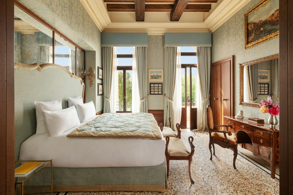 Airelles Palladio, Venice — Standardized Hotel Image Sequence #2 — Primary Guest Room
