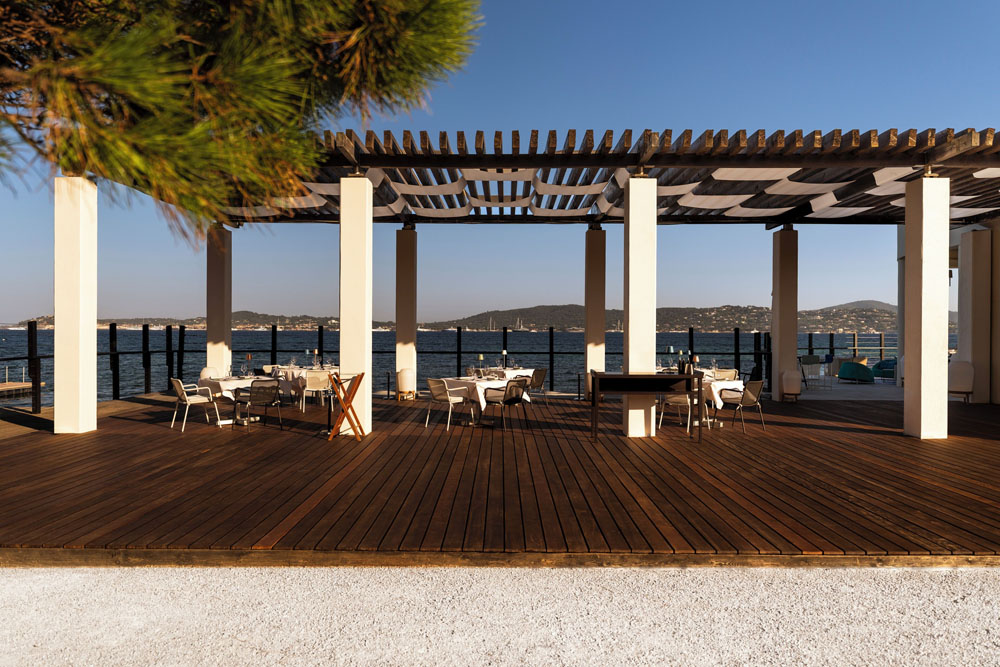 Common area at COMO Le Beauvallon — lobby or lounge, non-duplicative with secondary social space, PressBeyond