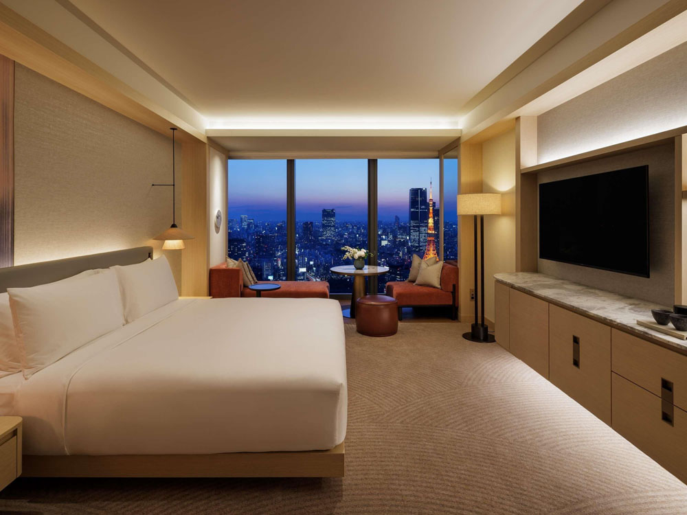 Secondary guest room at Fairmont Tokyo — distinct layout from primary bedroom, PressBeyond hotel image sequence