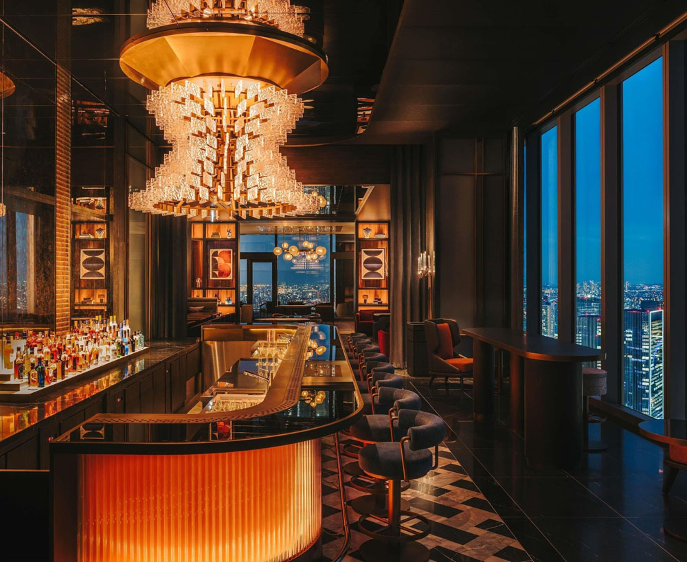 Common area at Fairmont Tokyo — lobby or lounge, non-duplicative with secondary social space, PressBeyond