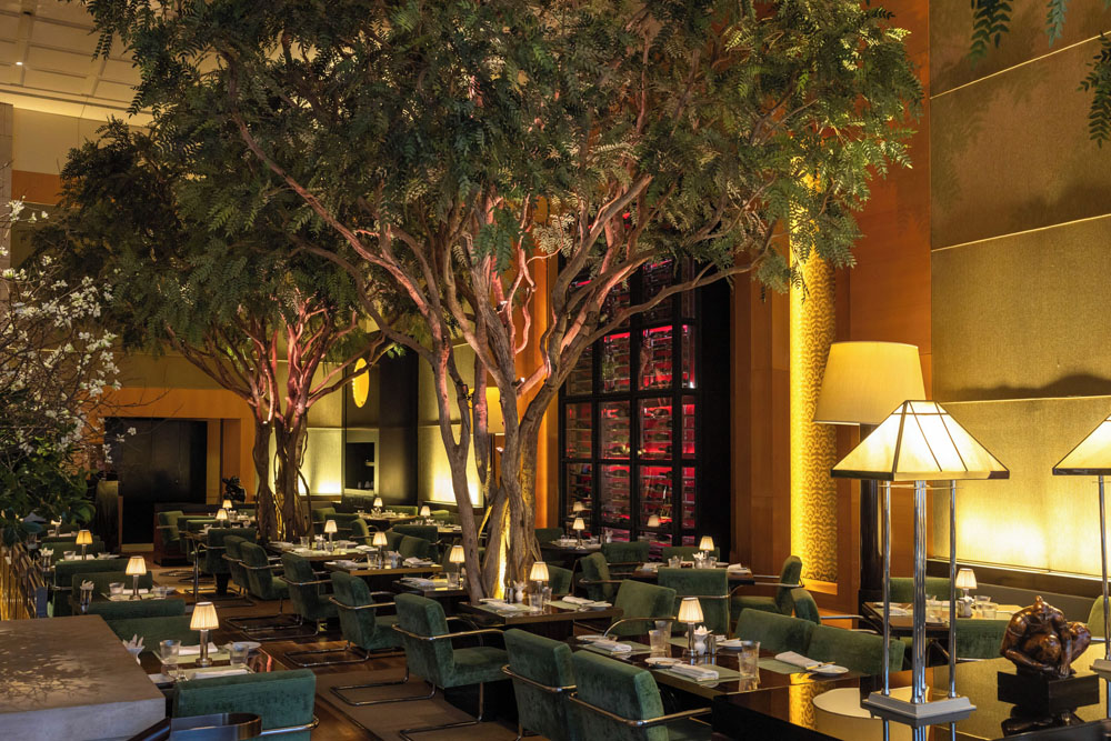 Four Seasons Hotel New York — Standardized Hotel Image Sequence #3 — Primary Common Area
