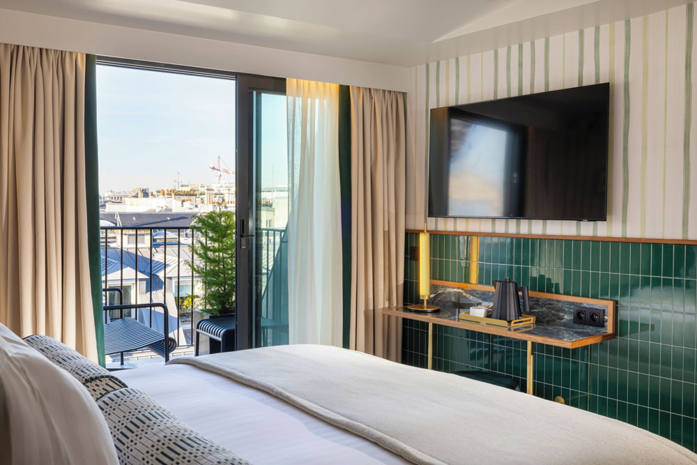 Hôtel Filigrane & Spa — Standardized Hotel Image Sequence #2 — Primary Guest Room
