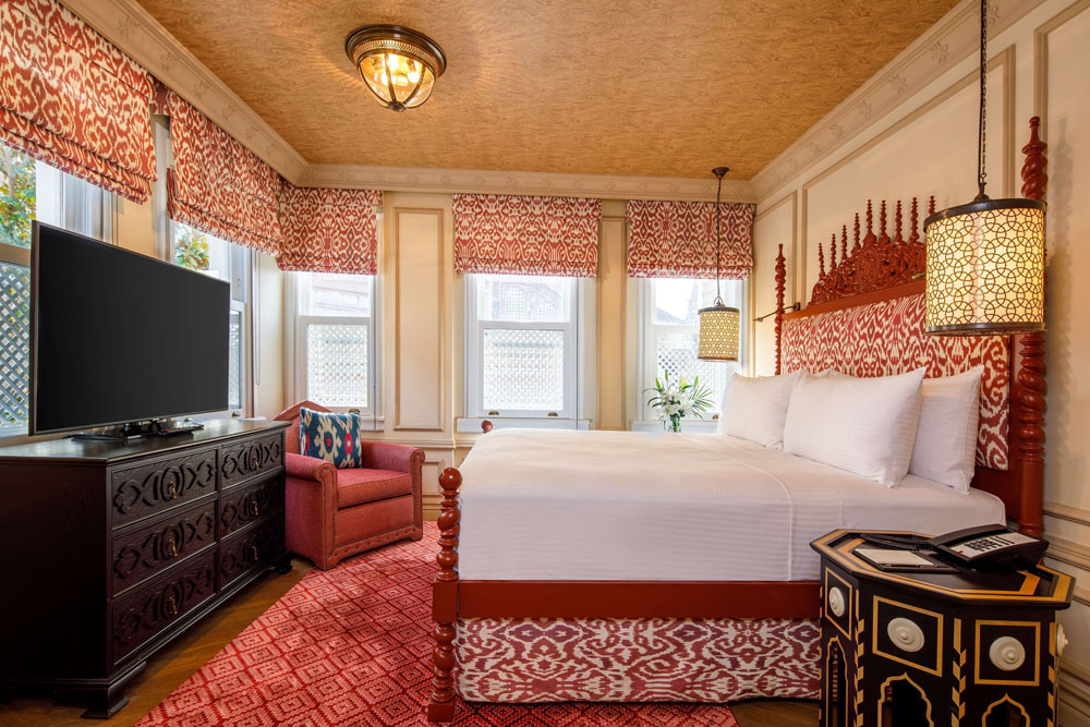 Hagia Sofia Mansions Istanbul, Curio Collection by Hilton — Standardized Hotel Image Sequence #4 — Secondary Guest Room