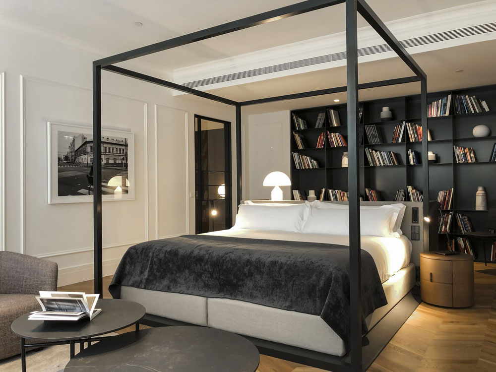 Kozmo Hotel Budapest - Image 2