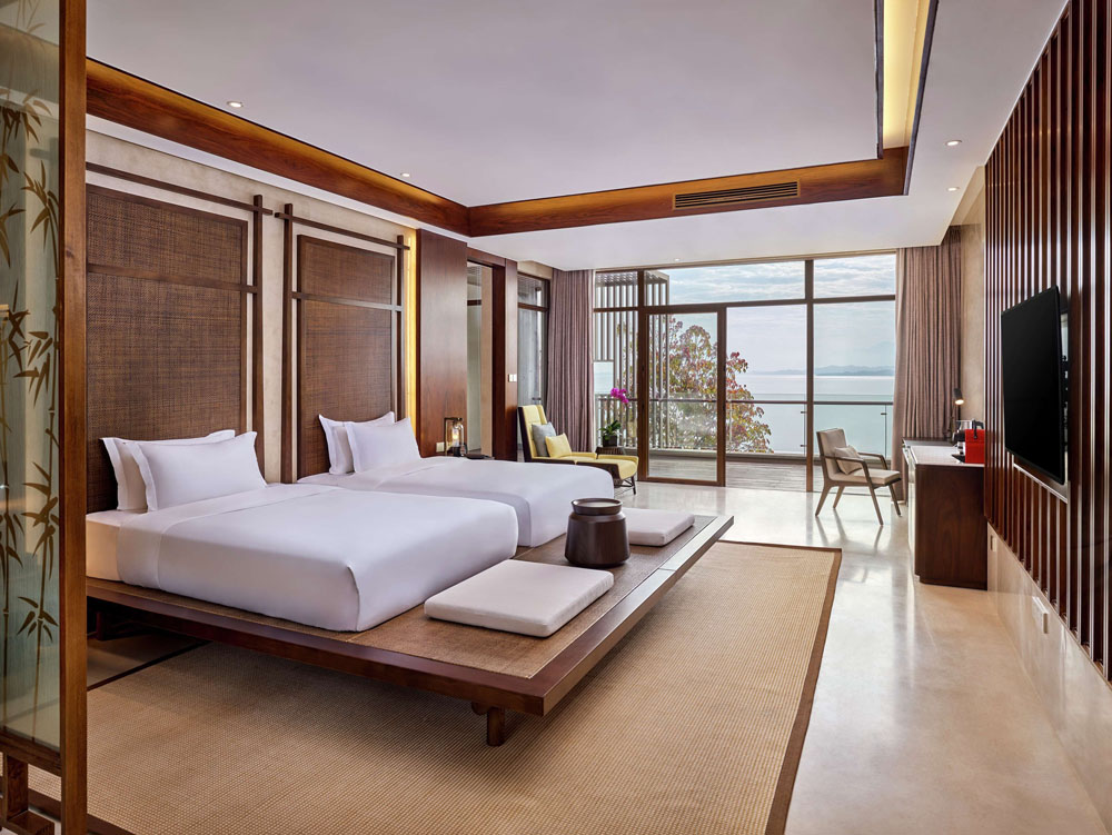 Lushan West Sea Resort, Curio Collection by Hilton — Standardized Hotel Image Sequence #4 — Secondary Guest Room