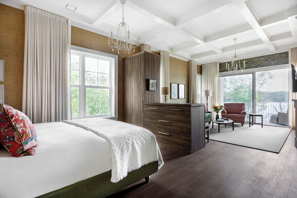 Manoir Hovey — Standardized Hotel Image Sequence #4 — Secondary Guest Room