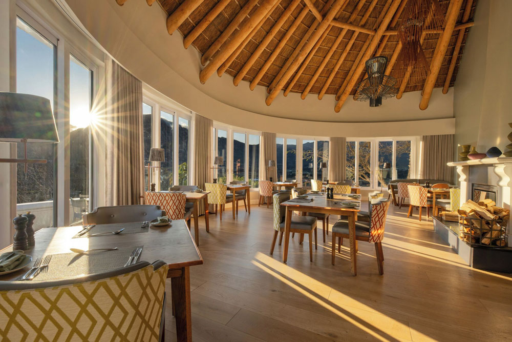 Common area at Mont Rochelle — lobby or lounge, non-duplicative with secondary social space, PressBeyond