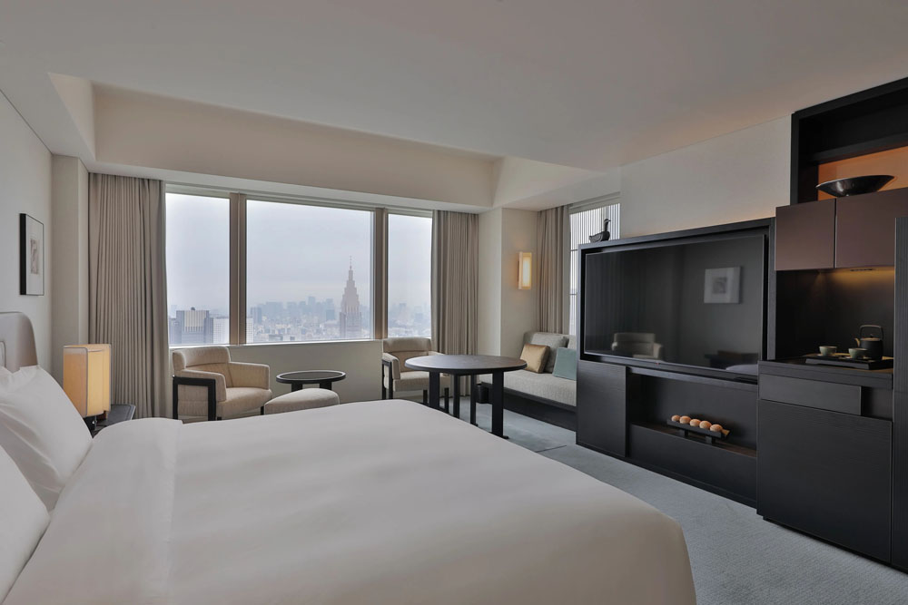 Park Hyatt Tokyo — Standardized Hotel Image Sequence #4 — Secondary Guest Room
