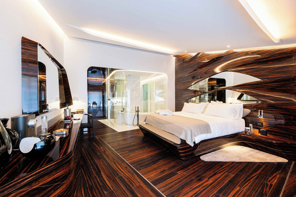 ROMEO Roma — Standardized Hotel Image Sequence #4 — Secondary Guest Room