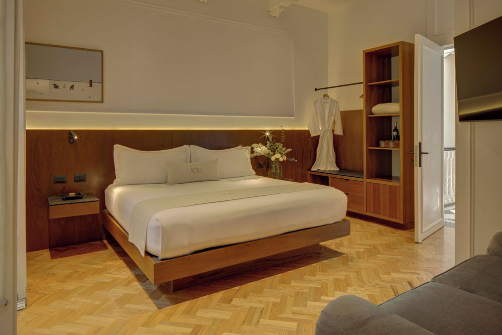 Roso Guest House — Standardized Hotel Image Sequence #4 — Secondary Guest Room