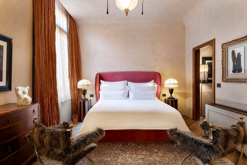 The James Suite Hotel Firenze 1564 — Standardized Hotel Image Sequence #4 — Secondary Guest Room