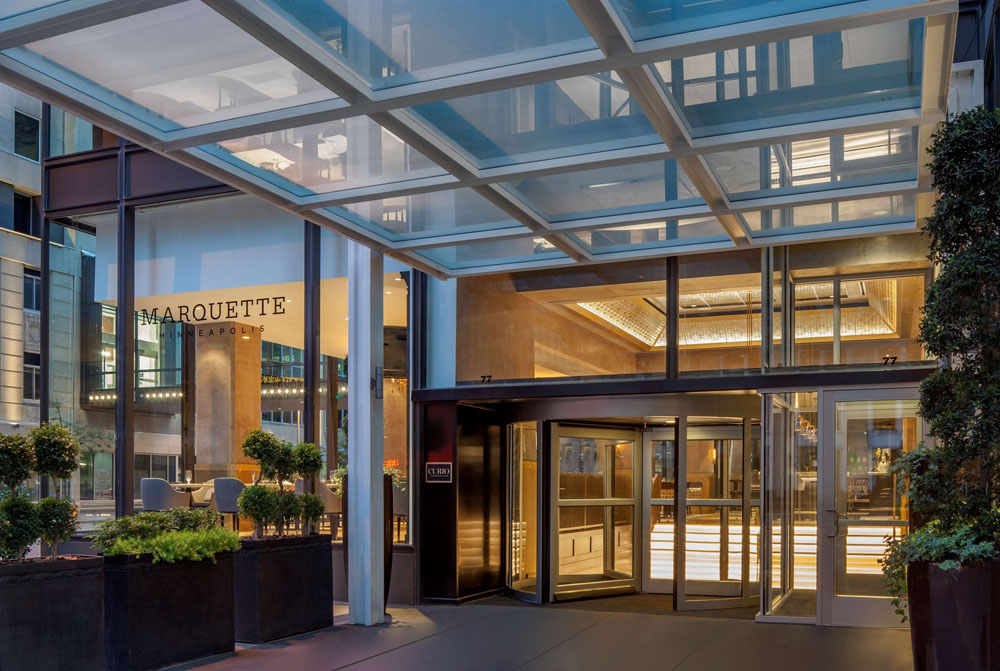 The Marquette Hotel, Curio Collection by Hilton - Image 1