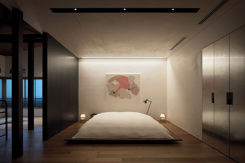Trunk House — Standardized Hotel Image Sequence #2 — Primary Guest Room