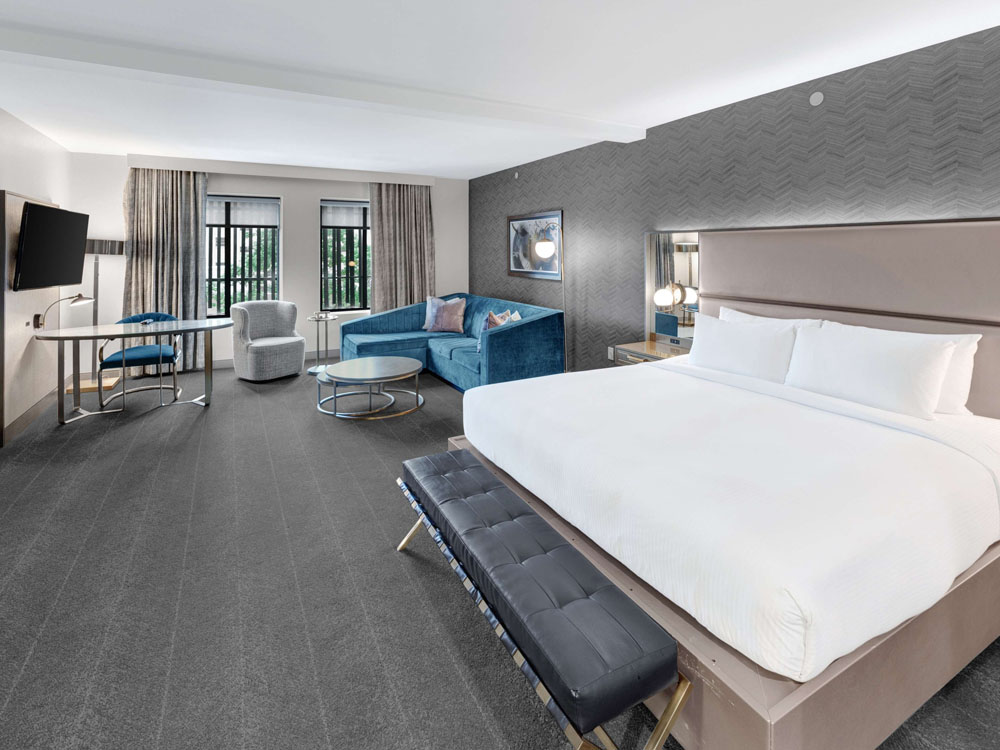 Tulsa Club Hotel, Curio Collection by Hilton - Image 2