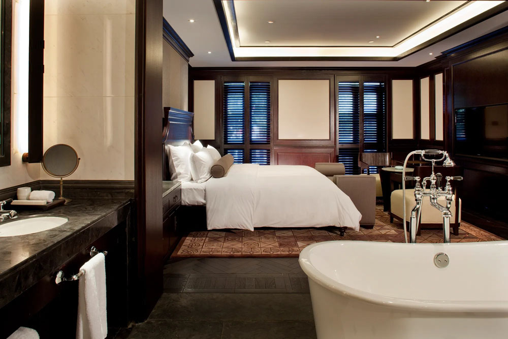 Yihe Mansions — Standardized Hotel Image Sequence #2 — Primary Guest Room